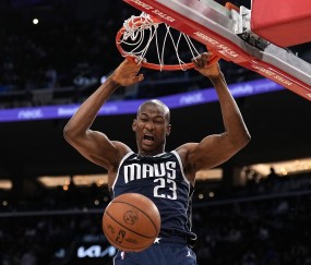 美记：热火对凯-琼斯的试训表现印象深刻 他兼具体型和机动性