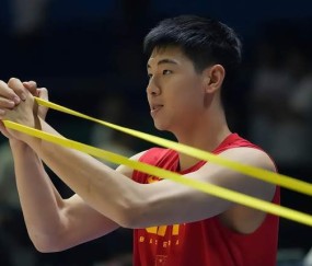 亿万28-广东最新消息！崔永熙伤势痊愈，胡明轩再次受伤，奎因目标总冠军